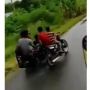 Viral Video Bocah Naik Motor Berlima, Endingnya Bikin Ngakak