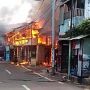 25 Rumah Terbakar di Belakang Senayan City, Damkar Kerahkan 18 Unit Mobil