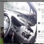 Viral! Mobil Terbakar hingga Meleleh Gegara Korek Api Gas di Dasbor Meledak