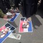 Injak Foto Emmanuel Macron, Massa Bela Islam Serukan Boikot Produk Prancis