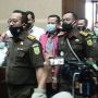 Pakai Rompi Pink, Irjen Napoleon Hadiri Sidang Perdana Perkara Red Notice