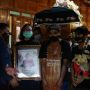 Suasana Haru Iringi Prosesi Pemakaman Dalang Ki Seno Nugroho
