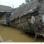Rumah Warga Kertapati Ambruk Ke Sungai, Netizen: Viral Dulu, Baru Dibantu