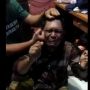 Bapak-bapak Nangis Digebuki Sampai Bonyok karena Colong Nasi Buat Makan