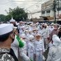 Anak-anak Ikut Sambut Habib Rizieq di Petamburan, Laskar Cilik: Takbir!