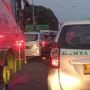 Kendaraan Simpatisan Rizieq Bikin Lumpuh Bandara Soetta, Polisi Kewalahan
