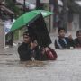 Topan Vamco dan Banjir Lumpuhkan Manila