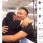 Vicky Prasetyo Cium Kalina Oktarani, Warganet: Bagi-bagi Resep dong Suhu