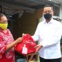 Pastikan Bantuan Sampai di Tangan yang Berhak, Mensos Blusukan