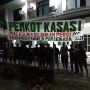 Bonek Ancam Pemkot Surabaya: "Pemkot Kasasi, Piala Dunia Silakan Pergi"
