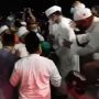Berbeda Sama Rizieq Shihab, Ustaz Das'at Latif Pilih Bubarkan Ribuan Jemaah