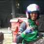 Terdampak Covid-19, Mantan Pembalap Moto2 Jadi Kurir Antar Makanan