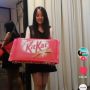 Wow! Viral Virdeo Unboxing KitKat Segede Gaban, Warganet: Beliin Please