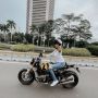 Unggah Foto Tunggangi Moge, Nikita Mirzani: Keliling Nyopotin Baliho
