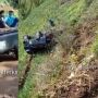 Mengerikan, Detik-detik Mobil Pickup Terjun ke Jurang di Lumajang