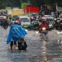 Sejumlah Ruas Jalan di Kota Bandung Tergenang Banjir Usai Diguyur Hujan