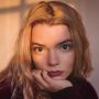 Aktris Anya Taylor-Joy Anggap Wajahnya Aneh: Aku Tak Pantas Ada di Film