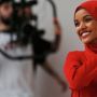 Model Berhijab Halima Aden Kembali ke Dunia Fashion, Dulu Berhenti karena Sulit Ibadah