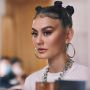 Disindir Warganet Pakai Baju Itu-itu Aja, Agnez Mo Beri Jawaban Pedas