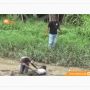 Detik-detik Pemakai Narkoba Mandi Lumpur, Terciduk saat Sebrangi Sungai