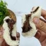 Merinding! Disangka Kue Isi Cokelat, Pas Didekati Ternyata Aslinya Begini