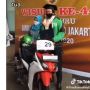 Viral Video Ojol Ditemani Ibunda Jalani Wisuda Drive Thru, Bikin Terharu!