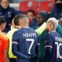 Wasit Diduga Rasis di Laga PSG Vs Basaksehir, Pemain Mogok Bertanding