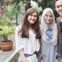 Sudah Beda Agama, Intip Momen Manis Kakak Alyssa Soebandono Bukber Bareng Keluarga Besar