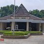 Bupati Majalengka Bertemu Juru Kunci Makam Keramat, Ada Apa?