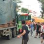 Bus Bawa Rombongan Pesta Tabrakan dengan Truk, 7 Orang Luka-luka