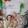 Momen Pertemuan Anak Cut Meyriska dan Ussy Sulistiawaty, Bikin Gemes!