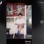 Emak-emak Heran Tren Foto Jadul di TikTok Terlalu Kuno, Balasannya Ciamik!
