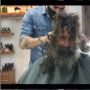 10 Tahun Pisah, Gelandangan Ini Akhirnya Bertemu Keluarga Usai Di-Makeover