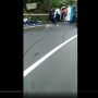 Kecelakaan Tunggal, Sebuah Minibus Jatuh Terguling di Mangunan