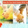 Tes Kepribadian: Bagaimana Cara Anda Dan Pasangan Bergandengan Tangan?