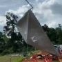 Viral Tenda Terbang di Prosesi Pemakaman, Disebut Mirip Film Azab