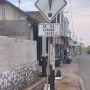 Viral Meme Tanggapi Indonesia Tutup Pintu untuk WNA: Haha Kurang Cepat