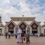 Doa Masuk Masjid Terlengkap dan Artinya