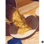 Masak Mie Pakai Ketel Hotel, Aksi Gadis Ini Tuai Kritikan dari Warganet
