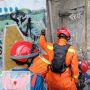 Heroik! Niat Bantu Warga, Petugas Damkar Malah Tertimpa Gedung dan Harus Jalani CT Scan