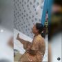 Kelewat Baper, Viral Aksi Emak-emak Nangis Kejer saat Nonton Sinetron