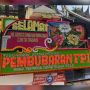 Heboh Karangan Bunga FPI Bubar di Padang: Dipesan OTK, Bertahan 1,5 Jam