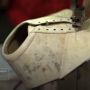 Industri Fesyen Ramah Lingkungan, Startup Ini Kembangkan Sepatu dari Jamur