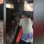 Viral Video Emak-emak Ngamuk, Serang dan Hancurkan Lokasi Perjudian