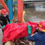 Geger Mayat Bocah 11 Tahun Ditemukan Tertumpuk Sampah di Pintu Air Manggarai, Kondisinya Telanjang!