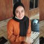 Mau Diajak ke Rumah Pacar yang Berdinding Bambu, Wanita Cantik Ini Viral