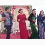 Viral Video Detik-detik Pelaminan Roboh saat Biduan Lagi Asyik Goyang