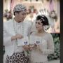 Viral Foto Buku Nikah Aneh, Pengantin Baru Sadar saat Buka Album