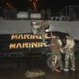 Cari Korban Pesawat Jatuh, KRI Teluk Gilimanuk-531 Tiba di Pulau Lancang