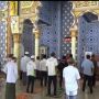 Warga Jember Salat Gaib untuk Korban Pesawat Sriwijaya Air SJ 182